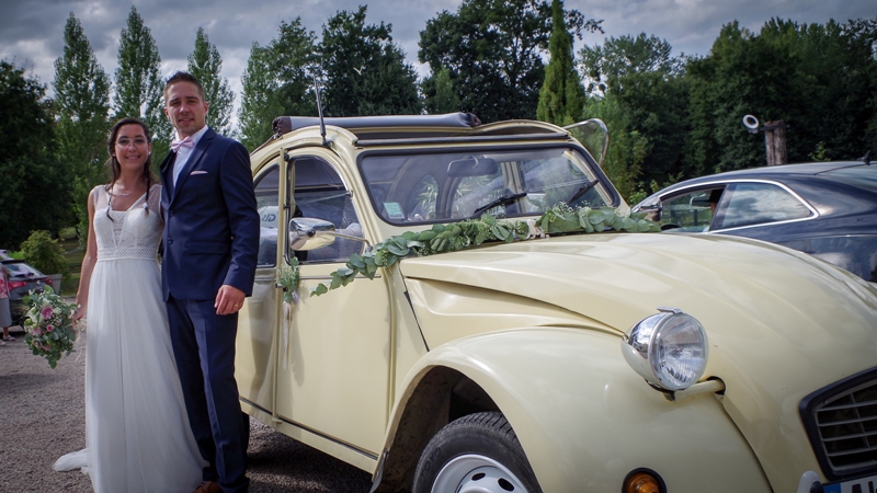 2cv location mariage Caulnes