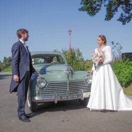 location de voiture ancienne pour cérémonie Ille et Vilaine