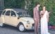 mariage en 2cv de location à pleugueneuc