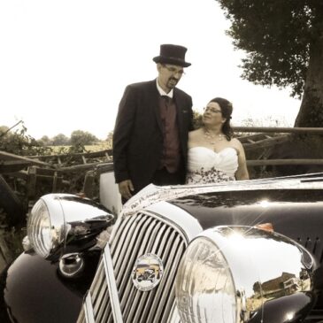 Traction en location pour mariage en Bretagne avec Louis et Clara.