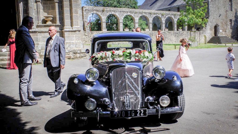 Traction en location pour mariage en Bretagne caulnes