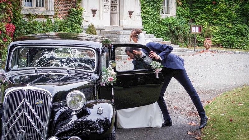 Location voiture mariage rétro