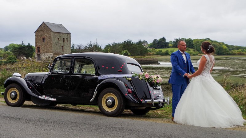 Citroën Traction ancienne utilisée pour un mariage à Saint-Malo